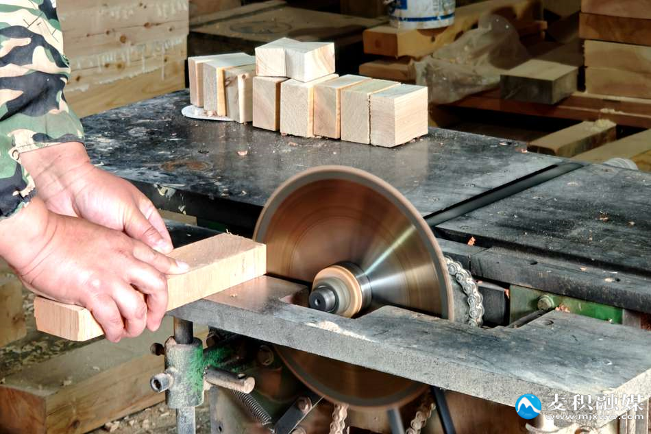 68996e0519db82d5f654fc1b089f63d