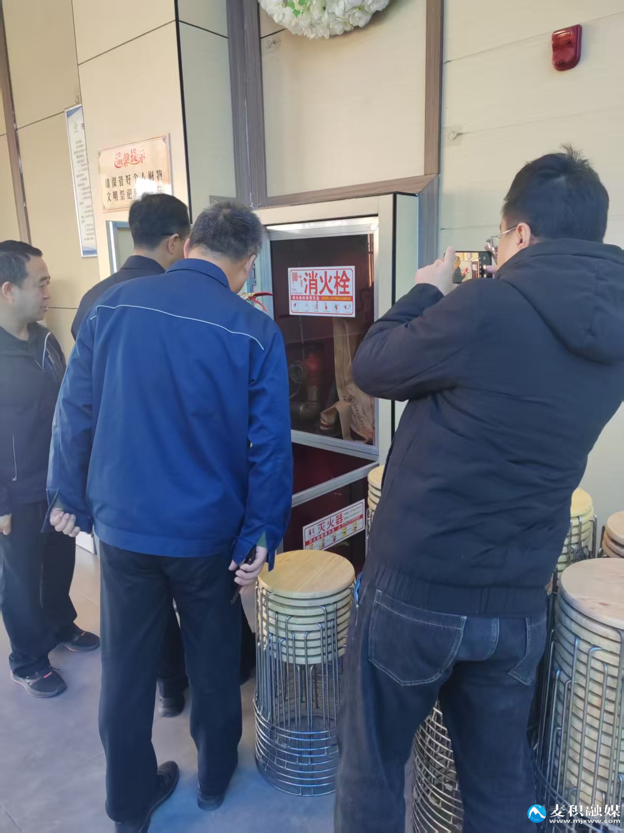 17e3493b0a7b6cdb73035750bd1c0c56