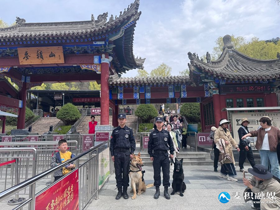 cdcb1882bba70a9d3a6098fc813f931c cdcb1882bba70a9d3a6098fc813f931c