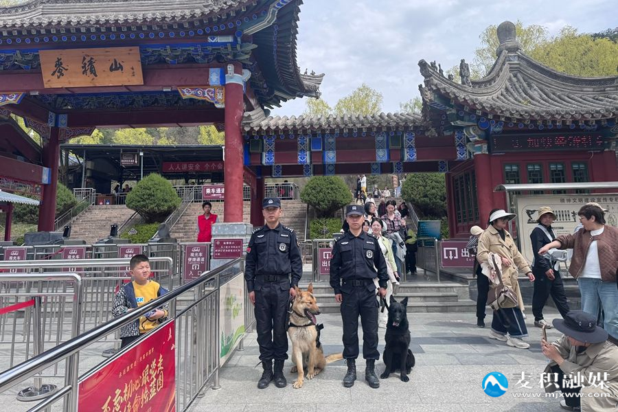 cdcb1882bba70a9d3a6098fc813f931c cdcb1882bba70a9d3a6098fc813f931c