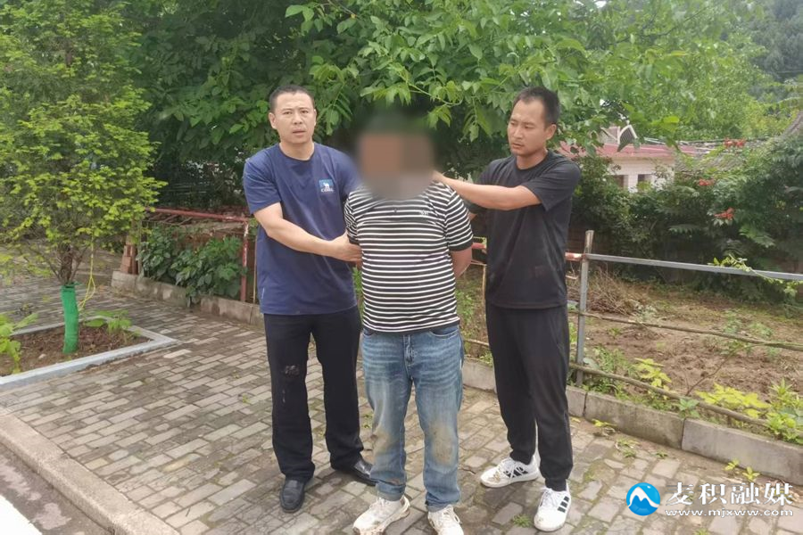 盗窃照片1